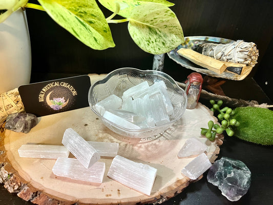 Satin Spar (Selenite)