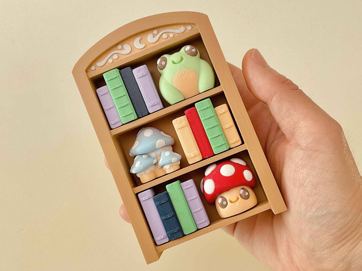 3-shelf Book Nook / Keychain