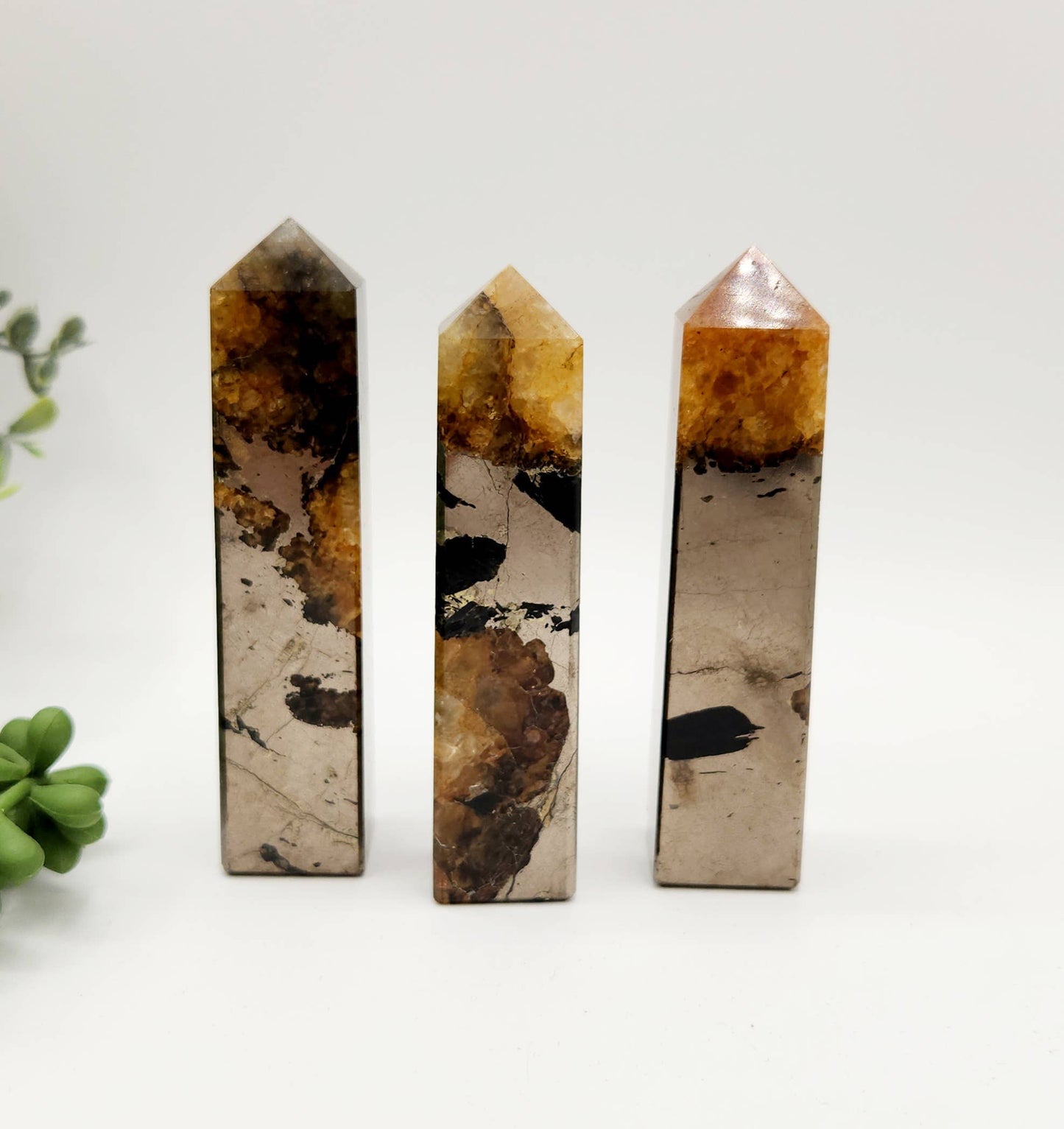Golden Healer w/Pyrite 4-Sided Obelisk Tower