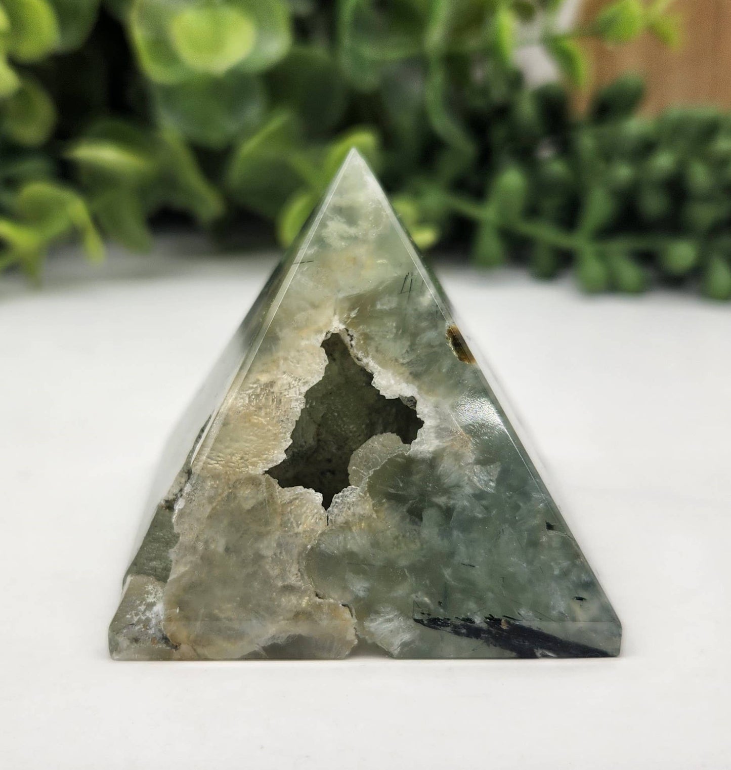 Prehnite Pyramid